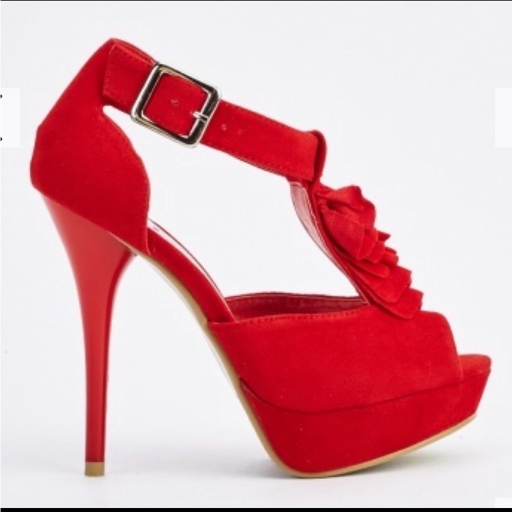 Ideal Red peep toe Platform